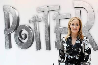 J K Rowling Trolls Donald Trump With Lincoln's Quote