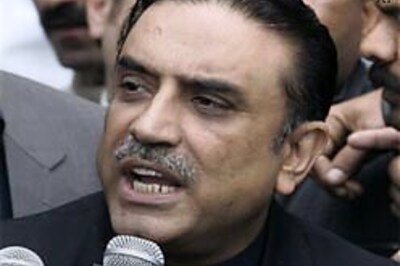 Zardari promises 'good news' on Kashmir issue