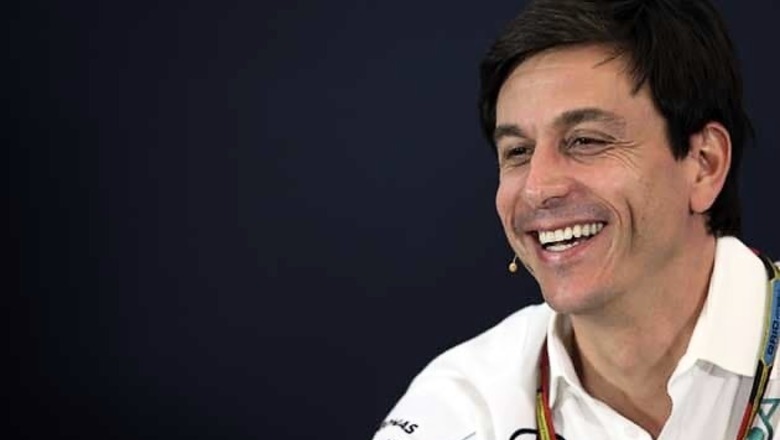 Mercedes boss rejects talk of rule changes