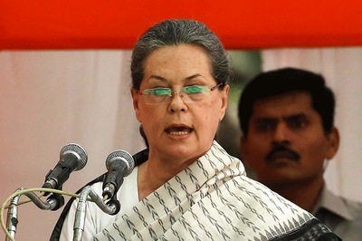Sonia Gandhi Complains of Stomach Pain, Admitted to Sir Ganga Ram Hospital in Delhi