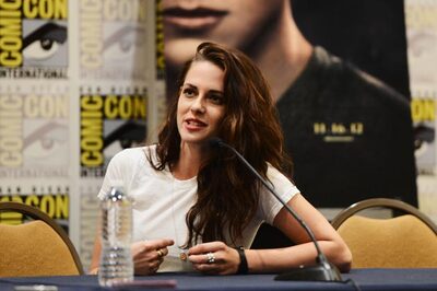Kristen Stewart: I am not an emotional wreck