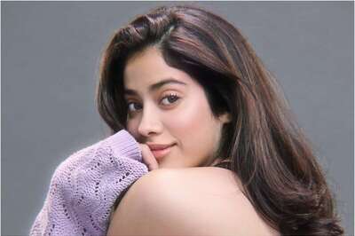 Janhvi Kapoor Shares Adorable Pics as Sister Khushi Turns 20