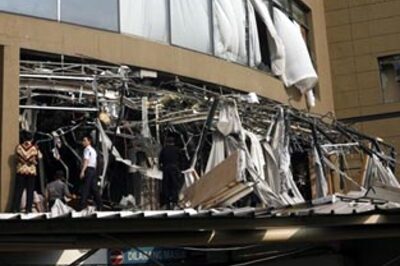 Jakarta hotel blasts kill 9