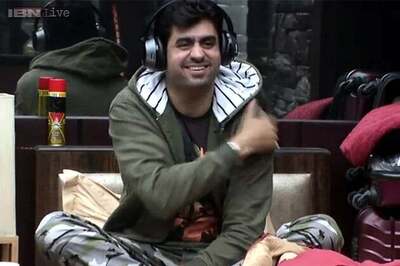 'Bigg Boss 8': Secret Society member Pritam Singh calls Mr Gay India Sushant Divgikar 'didi', 'behen'