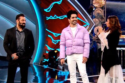 Bigg Boss 14 Day 103 Written Update: Salman Khan, Harrdy Sandhu, Sargun Mehta Spread Lohri Cheer