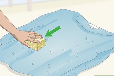 How to Get Pet Hair Out of Laundry