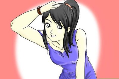 How to Walk Flirtatiously