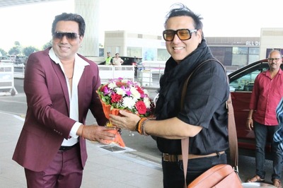 Govinda Bumps into His Doppelganger at Mumbai Airport, Wife Sunita Ahuja Calls Them 'Carbon Copy'
