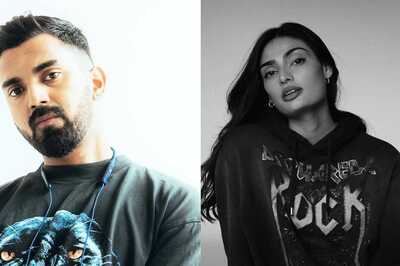Athiya Shetty Steals BF KL Rahul's Hoodie for Sexy Instagram Pic; See Cricketer's Epic Reaction