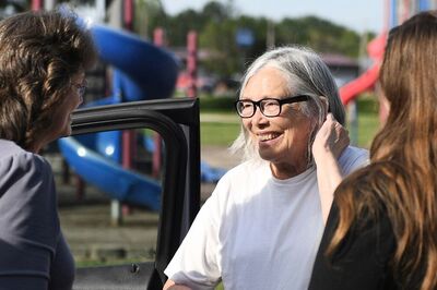 US Woman Who Served 43 Years In Prison Is Free After Her Murder Conviction Was Overturned
