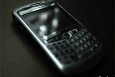 Blackberry vendor tells Govt can't share encryption keys