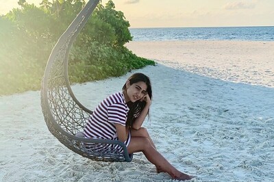 Sara Ali Khan has Monday Blues as She Misses Mommy Amrita Singh, Brother Ibrahim in Maldives