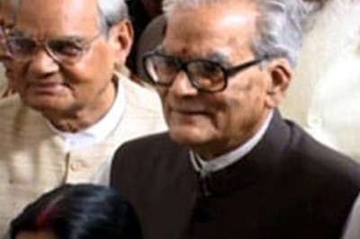 BJP says Shekhawat free to woo MPs, MLAs