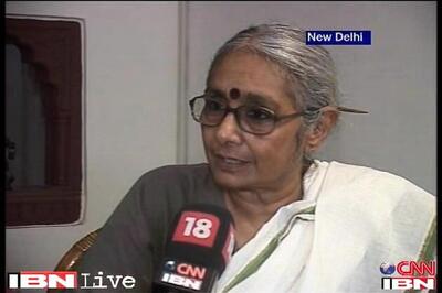 Aruna Roy denies remarks about differences between PM, Sonia