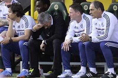 Chelsea send teenager Traore on loan to Vitesse