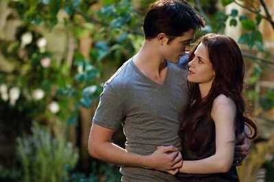 Kristen Stewart entertained by love life rumours