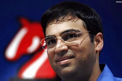 Viswanathan Anand steals the show at nephew's marriage