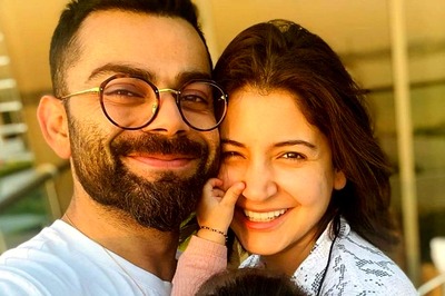 Anushka Sharma Reacts to Daughter Vamika's Face Reveal, Says 'Didn't Know That Camera Was On Us'