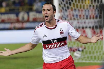 Pazzini hat trick leads AC Milan to 3-1 win