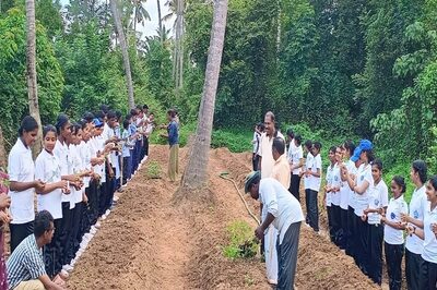 Ahead Of Onam, Kerala Locals Decide To Harvest Flowers Instead Of Buying Them