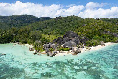 Travelling To Seychelles? Here Is The Perfect Island-Hopping Travel Guide For You