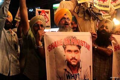 India asks Pakistan to return Sarabjit Singh's belongings