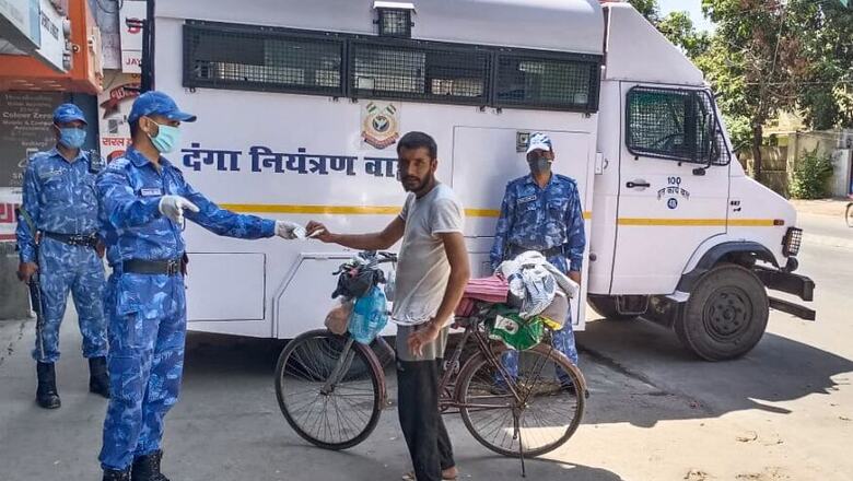 Father of Mumbai Watchman, Who Cycled Miles to Meet Him in J&K, Discharged from Hospital