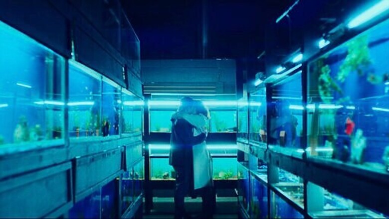 Review: 'Little Fish' Is A Pandemic-era, Sci-fi Love Story