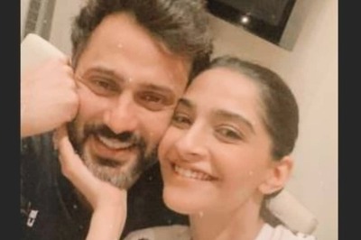 Sonam Kapoor is 'Happy Eating Cookies' with Hubby Anand Ahuja as She Shares Step-by-step Recipe