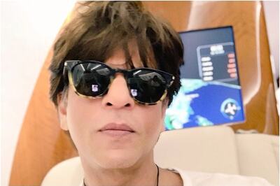 Shah Rukh Khan Confesses He's Uncomfortable About Buying Underwear Online, Says It's a Boy Thing