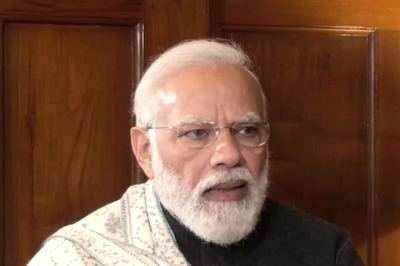 PM Modi Attacks ‘Dynastic Politics’, Raps Akhilesh Yadav for ‘Fake Socialism’ Day Before UP Polls