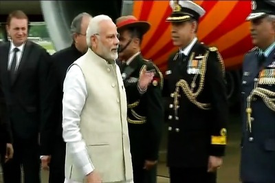 PM Modi Arrives in Sochi to Hold Informal Summit with Putin