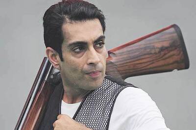 Manavjit misfires on Day 1 of trap qualifiers