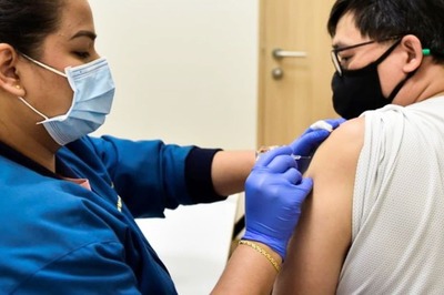 Singapore Extends Covid-19 Curbs for a Month as Cases Spike