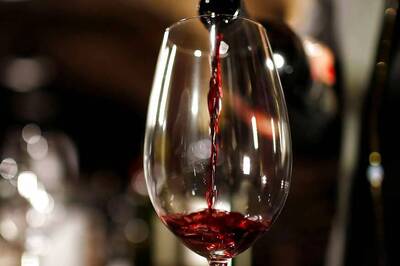 Glass of Red Wine After Tiring Day Could Help Treat Depression, Says Study