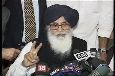 Election Comission issues notice to Parkash Singh Badal