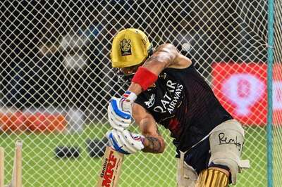 IPL 16: RCB Star Virat Kohli Spotted Playing Cover Drive at Eden Gardens Ahead of KKR Clash