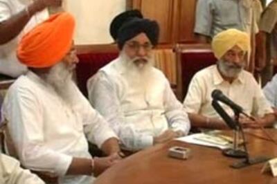 SAD not to back Sikh PM, to vote against UPA