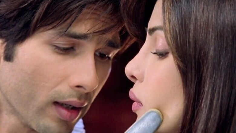 Shahid Kapoor is Priyanka Chopra's escort and more