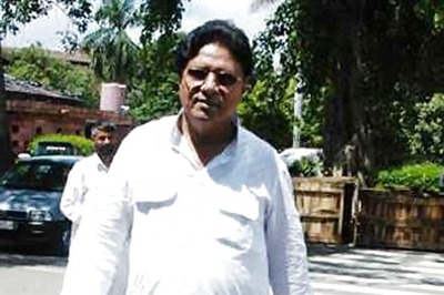 MP is worth his name only if he can make officers wet their pants: SP leader