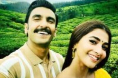 Ranveer Singh Drops Unseen Pic With Cirkus Co-Star Pooja Hegde as He Talks About His Experience of Working With Her