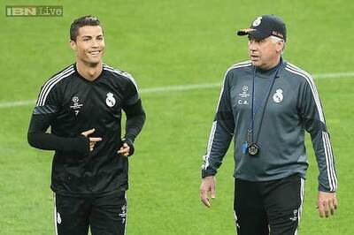 Real Madrid heavyweight Cristiano Ronaldo backs coach Carlo Ancelotti