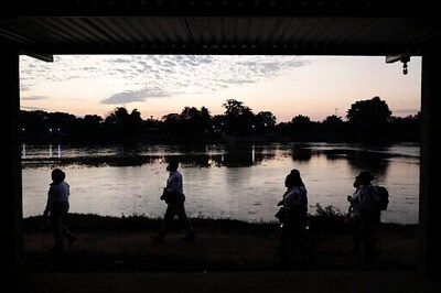 Thousands Cross Mexico's Southern Border Despite New Efforts