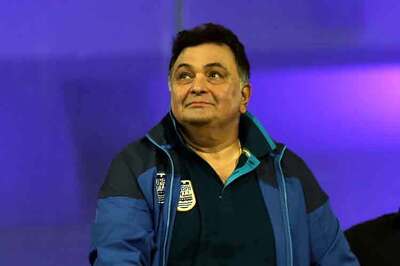 Rishi Kapoor is 'afraid' to do plays despite 'strong desire'