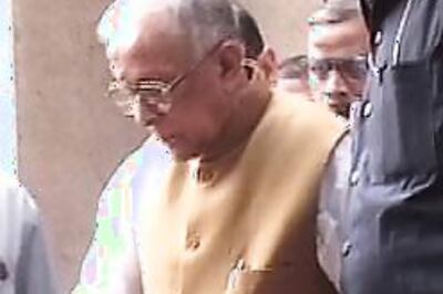 Jyoti Basu advised hospitalisation after fall