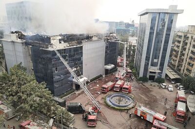 Massive Fire in 3-Storey Commercial Building in Mumbai, No Casualties Reported