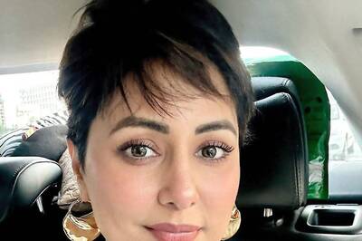 Hina Khan Opens Up On 'Severe Pain' Due To Chemotherapy Amid Cancer: 'Makes My Legs and Feet Numb'