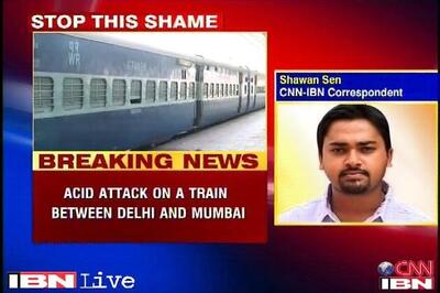 Man throws acid on a girl, her relative on a Delhi-Mumbai train