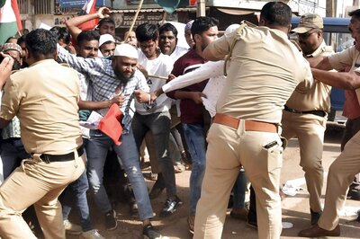 PFI Crackdown Continues: At least 200 Held Amid Raids in Seven States Over 'Inputs on Violent Stir'