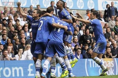 Terry's header gives Chelsea 1-1 draw at Tottenham
